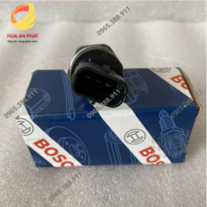 Cảm biến áp suất nhiên liệu thanh Rail PC200-8 DX140 DX300