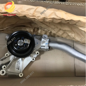 Bơm nước máy xúc Hyundai 140-9 động cơ D6GA