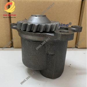Bơm nhớt động cơ S6D125E-2 lắp Komatsu PC450-6