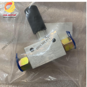 Bơm tay động cơ Deutz BF6M1013