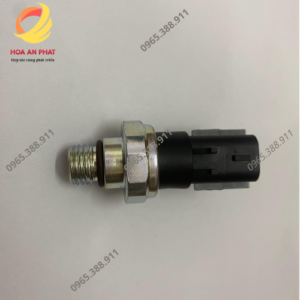 Cảm biến áp suất nhớt động cơ PC200-8
