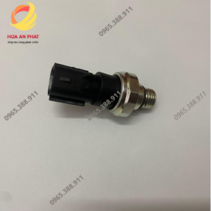 Cảm biến áp suất nhớt động cơ PC200-8