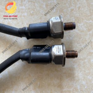 Cảm biến áp suất nhiên liệu thanh rail Komatsu PC360-10