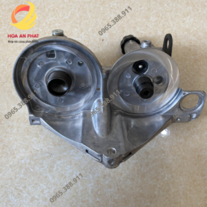 Đế bắt lọc động cơ D12D lắp Volvo EC360 - VOE23990852