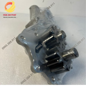 Bơm nhớt động cơ J05E lắp máy xúc Kobelco SK200-8